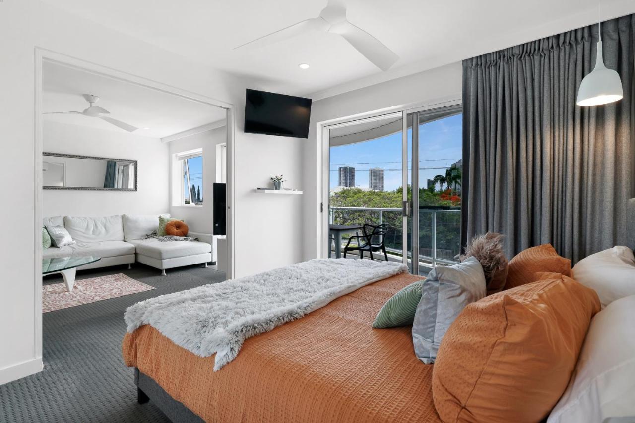 Chevron Sails Apartment Gold Coast Luaran gambar