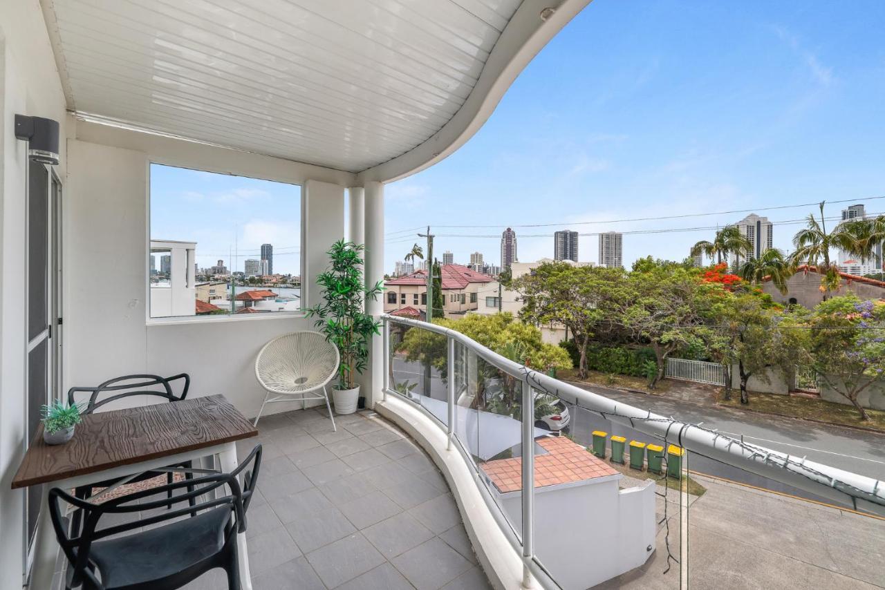 Chevron Sails Apartment Gold Coast Luaran gambar